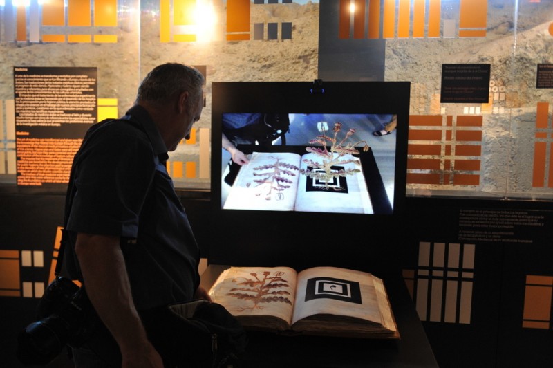 The MUDEM museum and the medieval wall of Molina de Segura