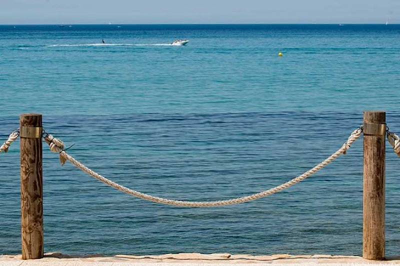 The beaches of the Costa Cálida are the place to be during the autumn!