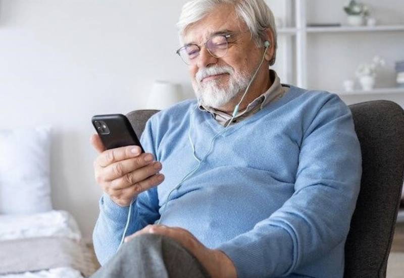 These are the best phones for older people now on the market 