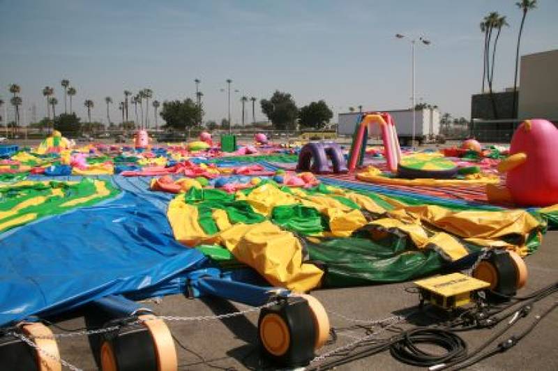 2-year-old dead and three other children injured at Murcia fairground