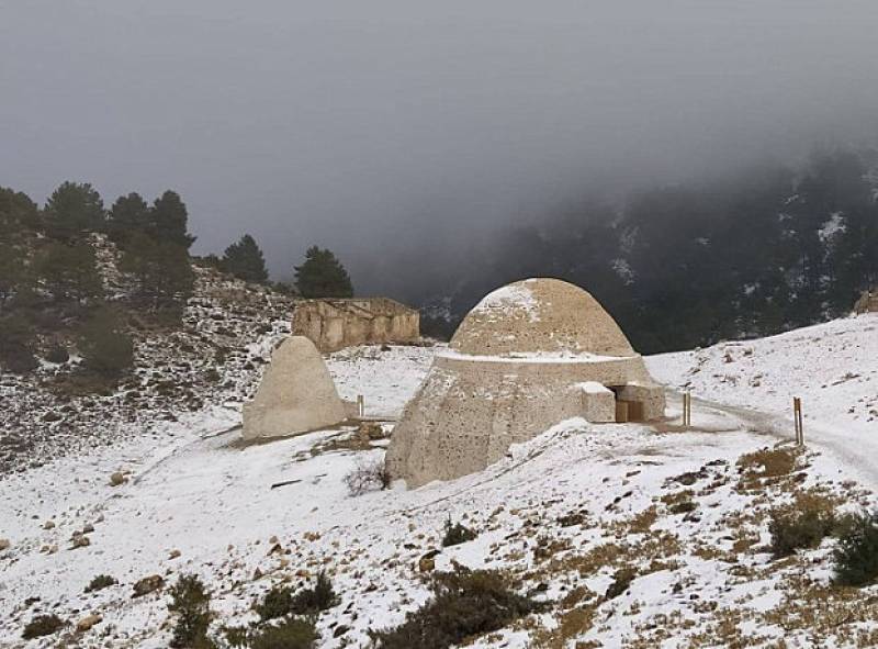 December 6 and 7 Guided visits to the snow wells of Sierra Espuña