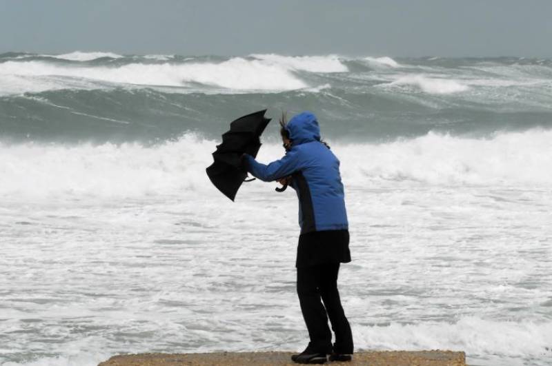 Weather warnings extended in Murcia as strong winds expected over the next few days