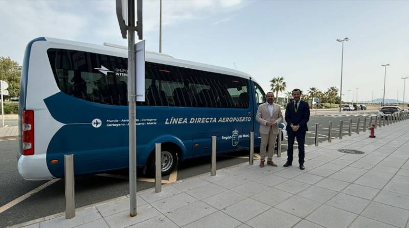 Daily buses to Corvera airport from Murcia and Cartagena launched ahead of the summer season