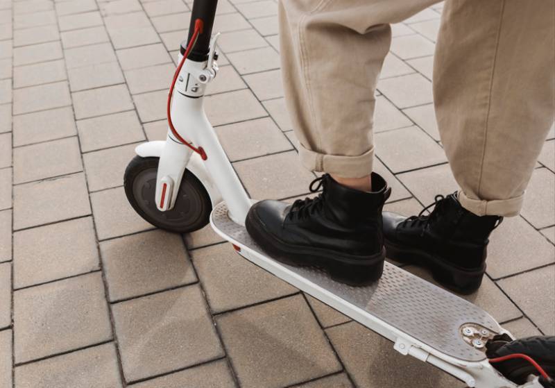 Águilas campaigns for greater e-scooter safety