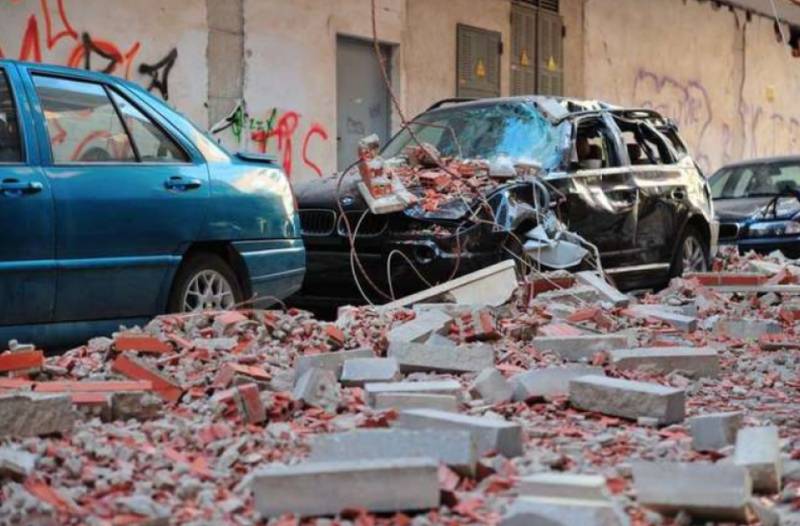One earthquake every 36 hours: Life on top of the Region of Murcia's fault lines