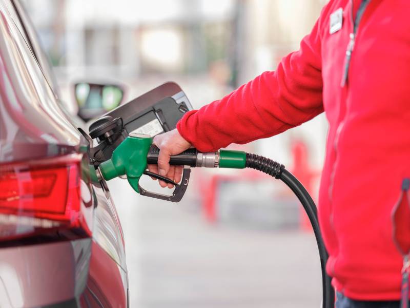 Spain's inflation hits 4.9% as fuel prices keep rising